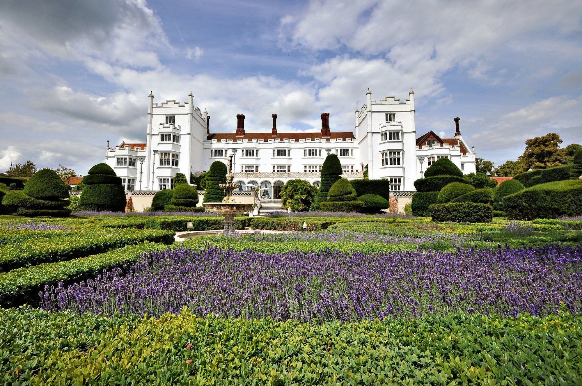 Danesfield House Hotel And Spa Marlow  Buitenkant foto