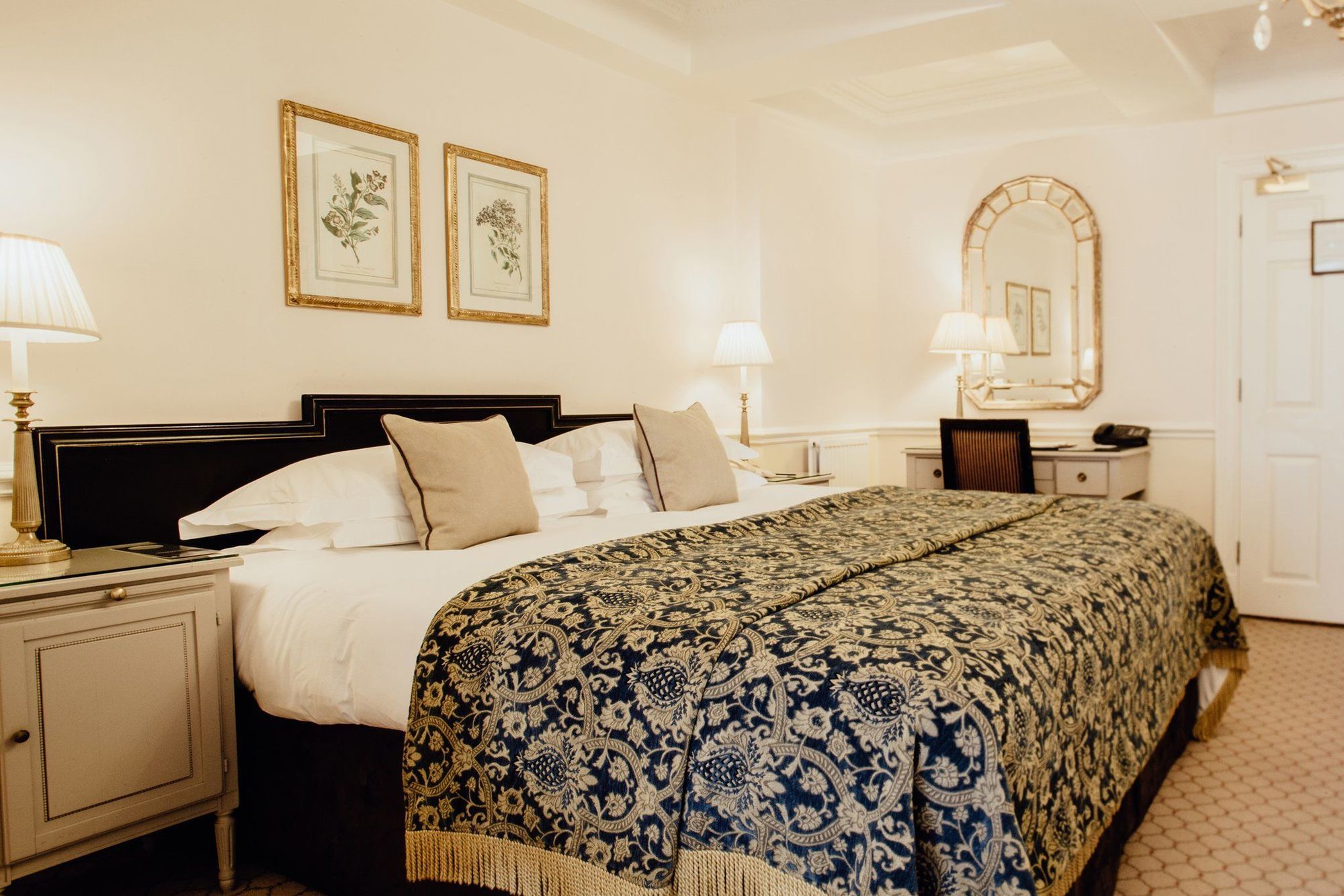 Danesfield House Hotel And Spa Marlow  Buitenkant foto